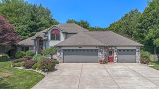 407 E Marquette Woods Road, St. Joseph, MI 49085