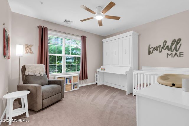 712 Mill Pond Way 112, Eatontown, NJ 07724