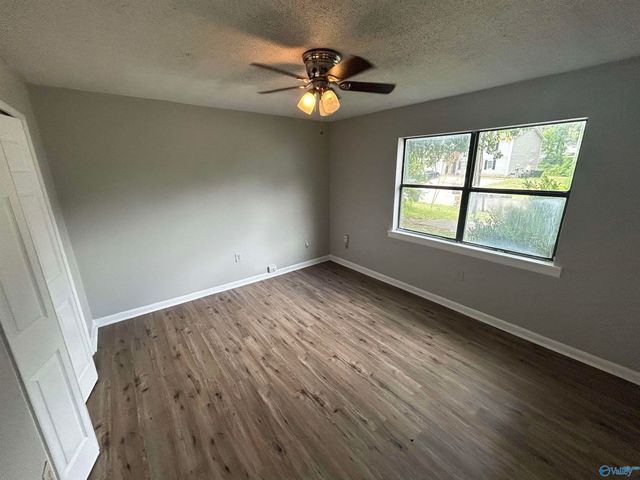 120 Michael Avenue B, Madison, AL 35758