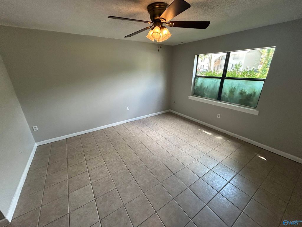 120 Michael Avenue B, Madison, AL 35758