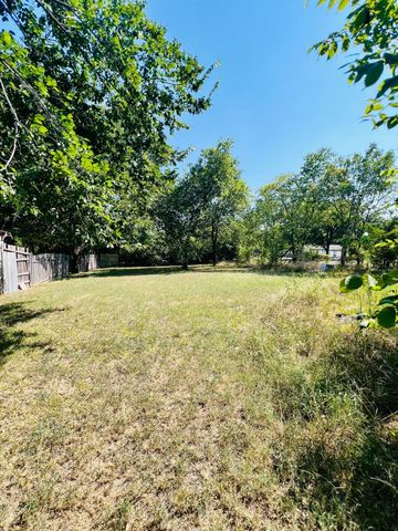 8332 Midland Lane, Dallas, TX 75217