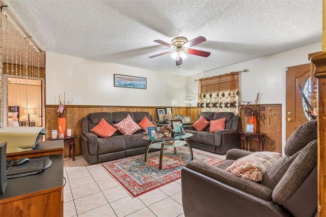 5851 HUTTON DRIVE, Orlando, FL 32808