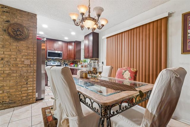5851 HUTTON DRIVE, Orlando, FL 32808