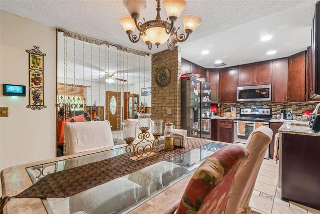 5851 HUTTON DRIVE, Orlando, FL 32808