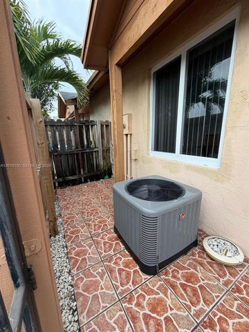 6725 NW 188th Terrace, Hialeah, FL 33015