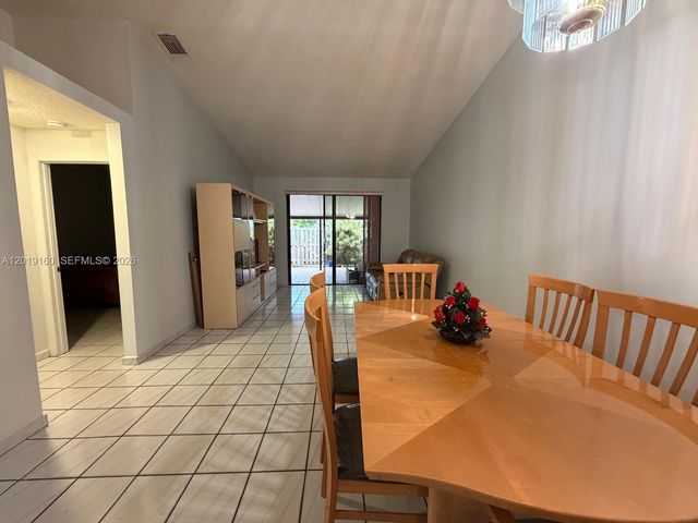 6725 NW 188th Terrace, Hialeah, FL 33015