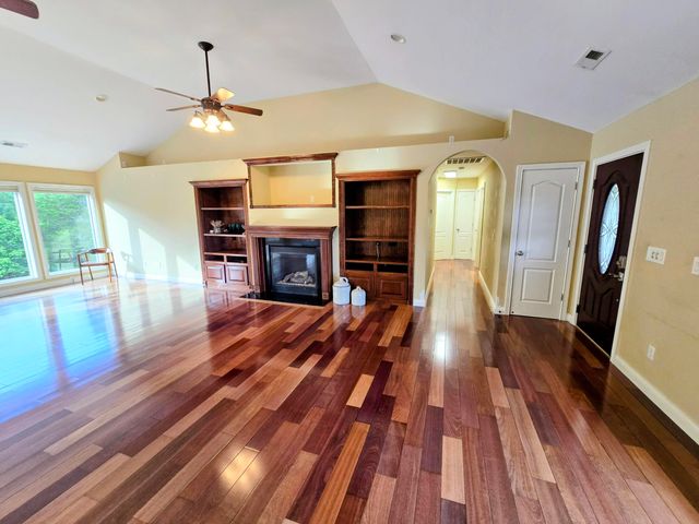 105 Summeridge Road, Georgetown, KY 40324