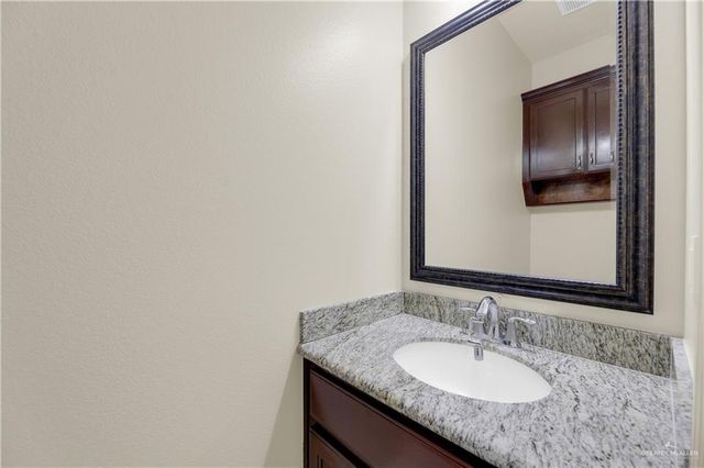 13817 N 41st Street, Edinburg, TX 78541