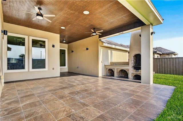 13817 N 41st Street, Edinburg, TX 78541