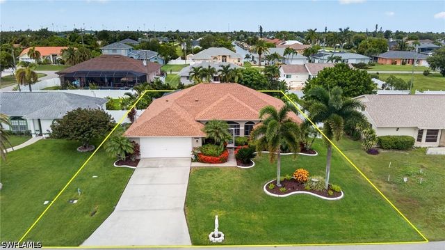 3926 SW 1st AVE, Cape Coral, FL 33914