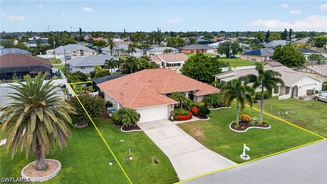 3926 SW 1st AVE, Cape Coral, FL 33914