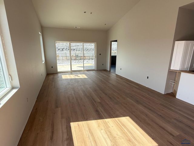 2527 HENNESSY DRIVE, Rapid City, SD 57701