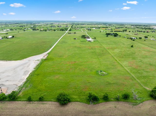 2752 Branch Road A, Krum, TX 76249