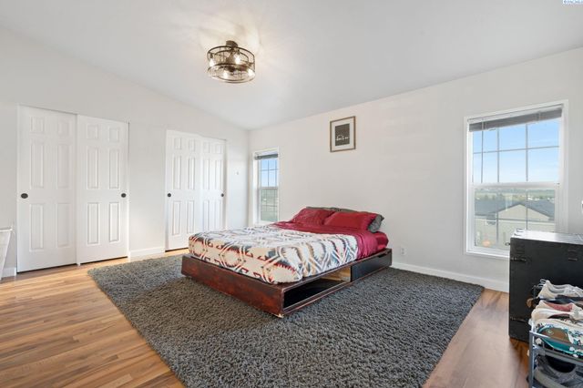 6103 S 56 Pr Se, Benton City, WA 99320