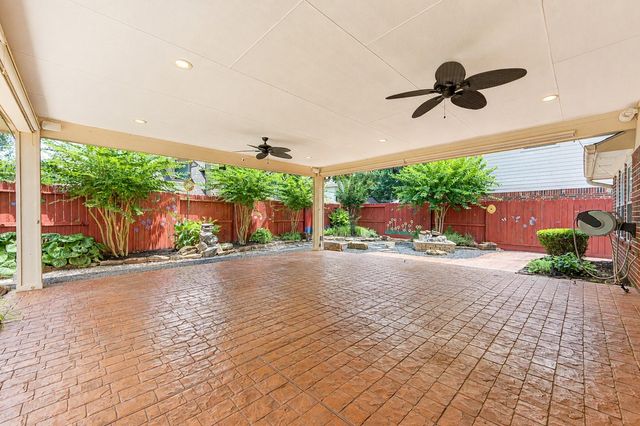 15831 Laurel Cove, Tomball, TX 77377