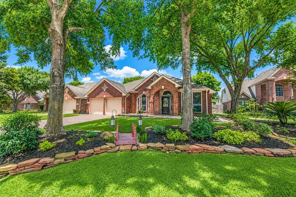15831 Laurel Cove, Tomball, TX 77377