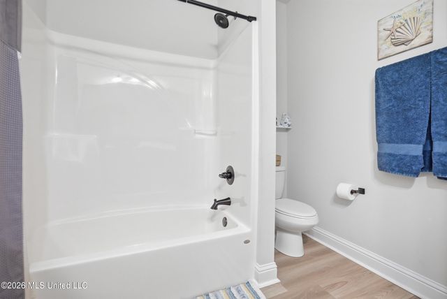 11436 Memphis Circle, Ocean Springs, MS 39564