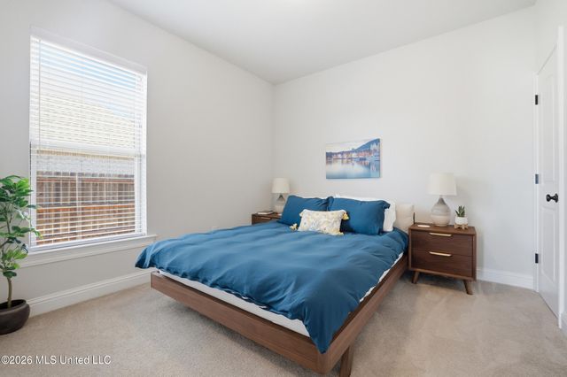 11436 Memphis Circle, Ocean Springs, MS 39564