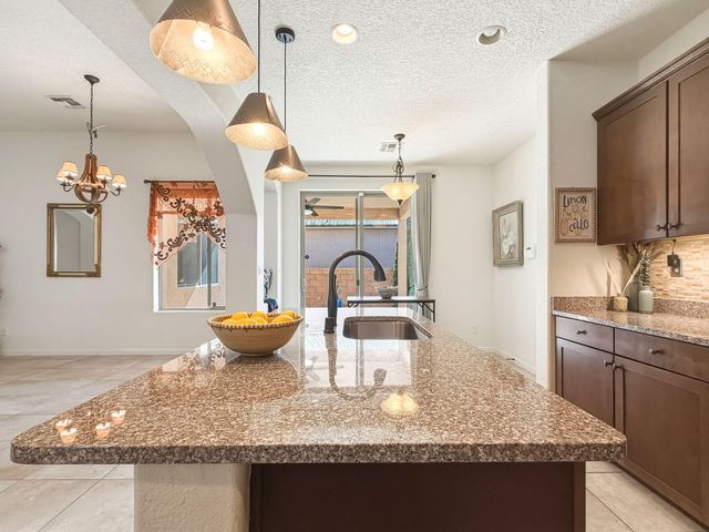 38 Calle Ancla, Santa Fe, NM 87508