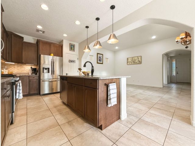 38 Calle Ancla, Santa Fe, NM 87508