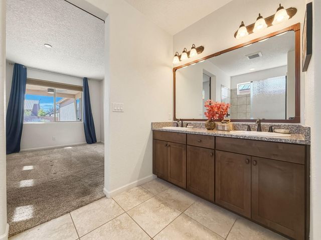38 Calle Ancla, Santa Fe, NM 87508