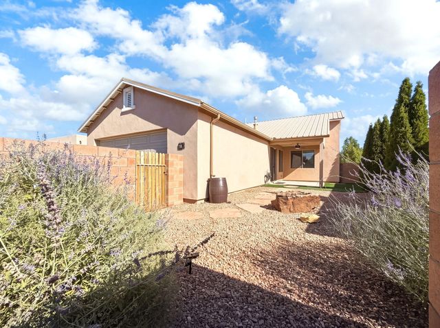 38 Calle Ancla, Santa Fe, NM 87508