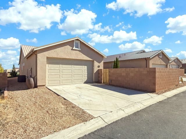 38 Calle Ancla, Santa Fe, NM 87508