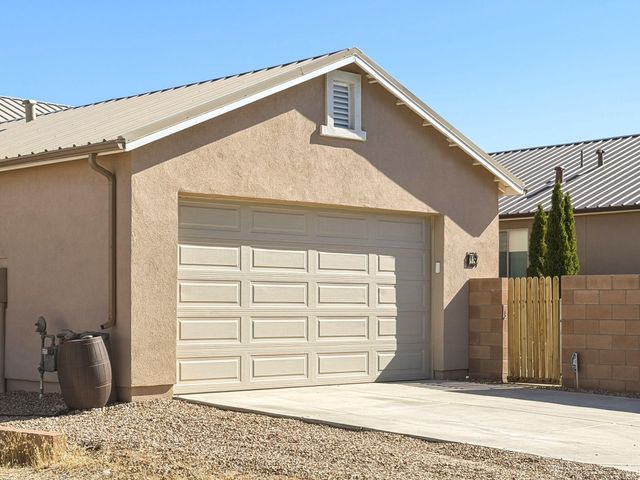 38 Calle Ancla, Santa Fe, NM 87508