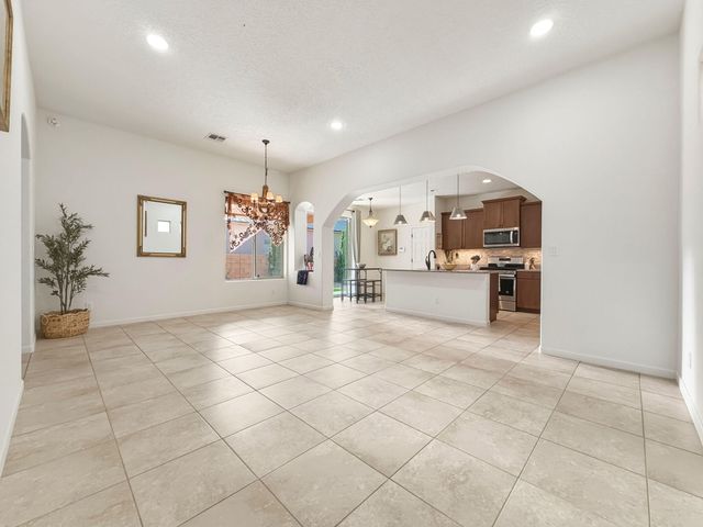 38 Calle Ancla, Santa Fe, NM 87508