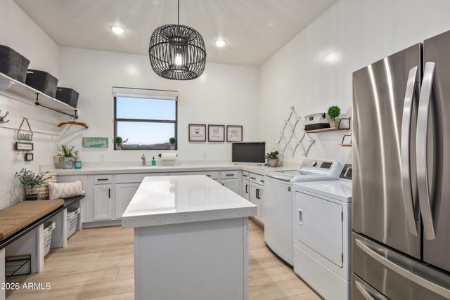 12440 E DESERT VISTA Drive, Scottsdale, AZ 85255