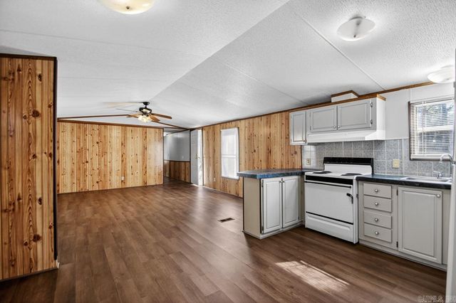 8618 Hicks Road, Mabelvale, AR 72103