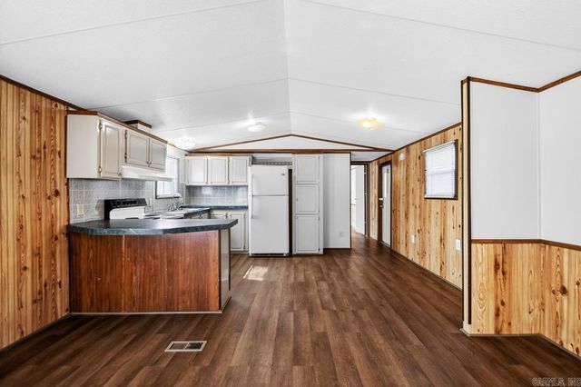 8618 Hicks Road, Mabelvale, AR 72103