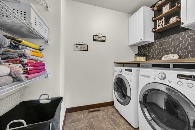 3589 Faulkner Avenue, Marion, IA 52302