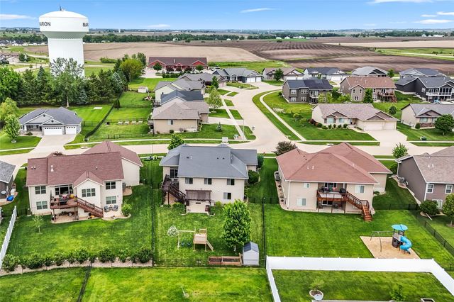3589 Faulkner Avenue, Marion, IA 52302