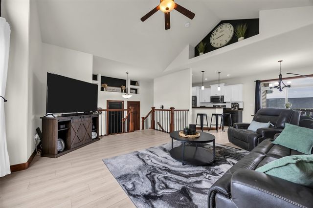 3589 Faulkner Avenue, Marion, IA 52302