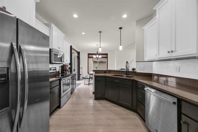 3589 Faulkner Avenue, Marion, IA 52302