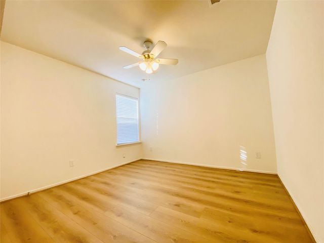 5747 Wandering Creek Drive, Richmond, TX 77469