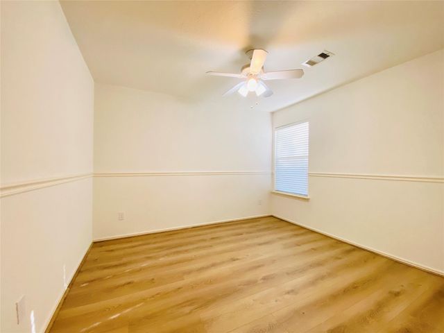 5747 Wandering Creek Drive, Richmond, TX 77469