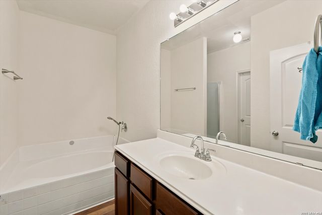6643 Luckey Pine, San Antonio, TX 78252