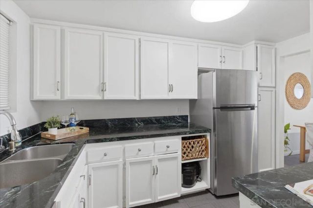 3770 Crown Point 103, Pacific Beach, CA 92109