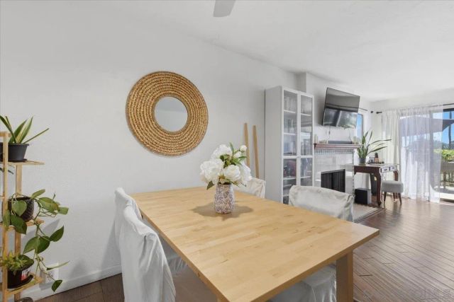 3770 Crown Point 103, Pacific Beach, CA 92109