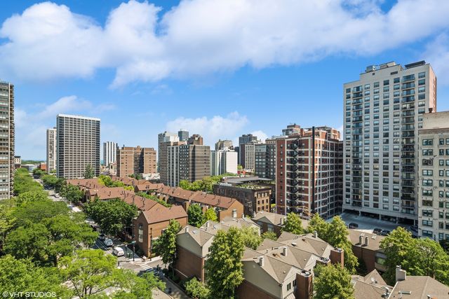 1255 N SANDBURG Terrace 1202, Chicago, IL 60610