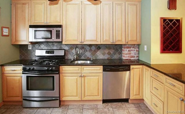 61-56 62nd Avenue, Middle Village, NY 11379