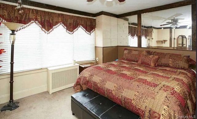 61-56 62nd Avenue, Middle Village, NY 11379