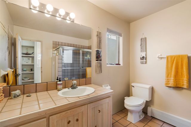 233 Camino De La Sierra, Santa Fe, NM 87501
