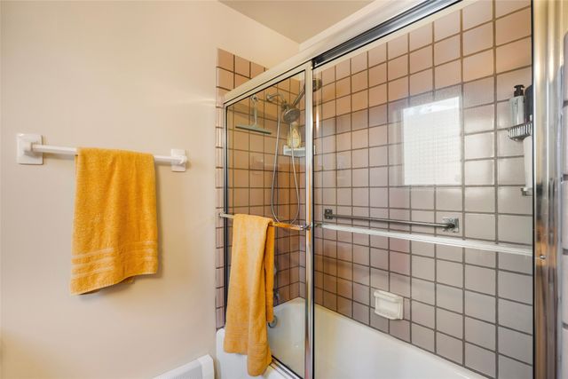 233 Camino De La Sierra, Santa Fe, NM 87501