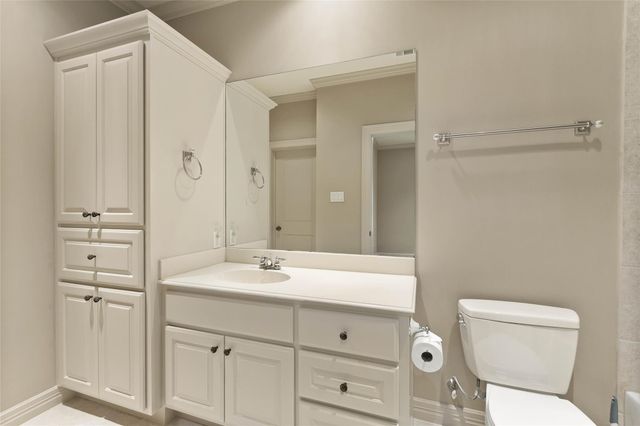 4 Waterway Court, The Woodlands, TX 77380