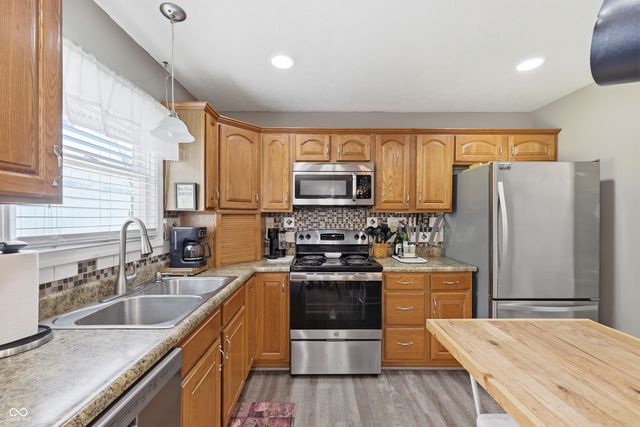 947 E Pueblo Trail, Greensburg, IN 47240