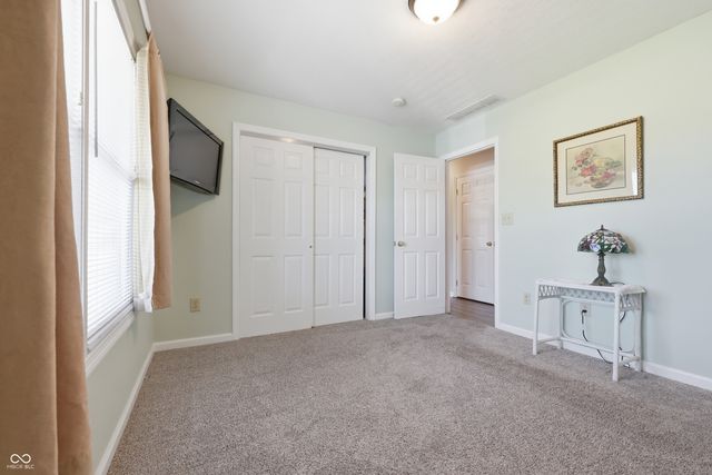 947 E Pueblo Trail, Greensburg, IN 47240