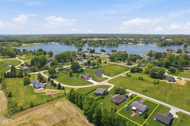 947 E Pueblo Trail, Greensburg, IN 47240